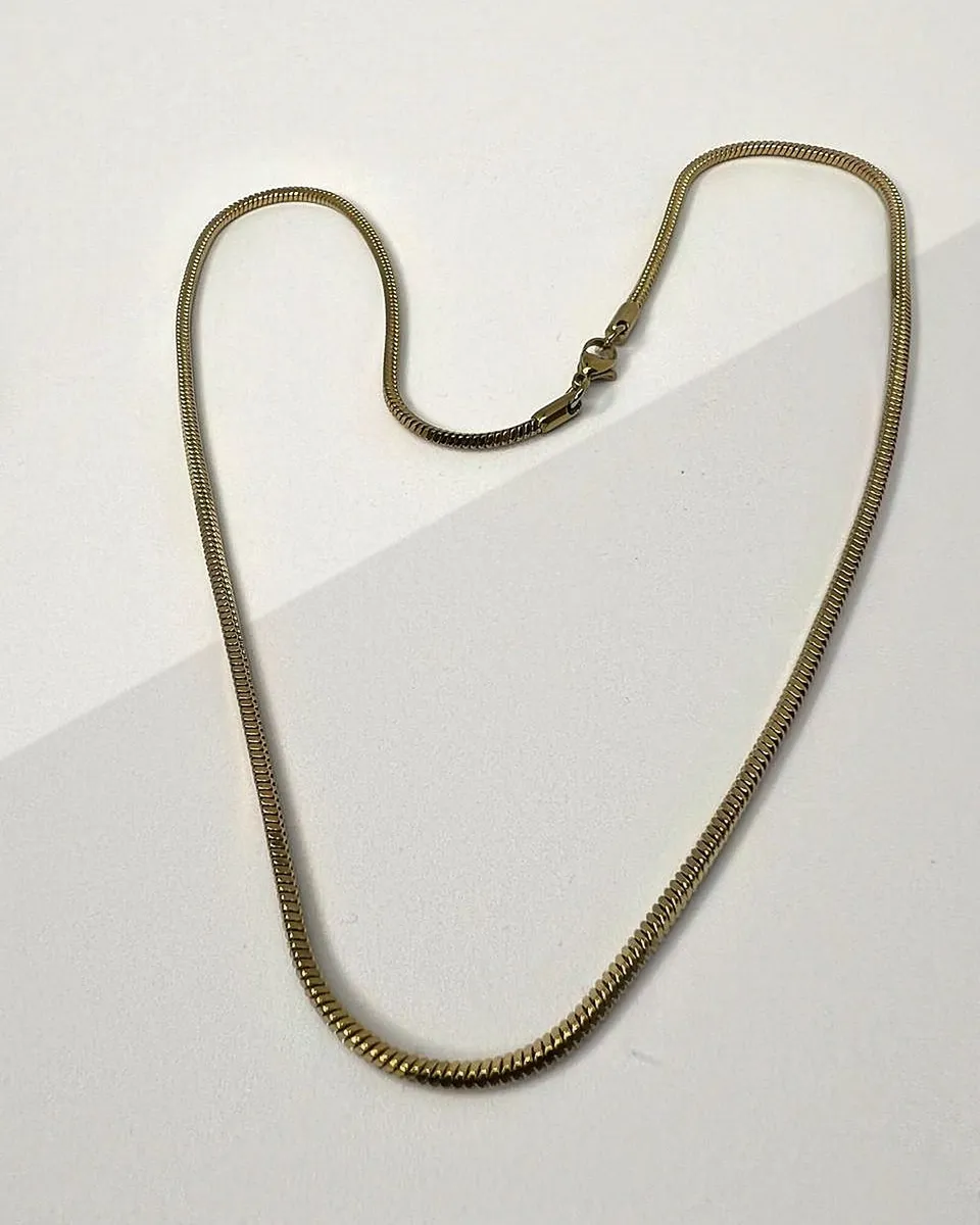 Column Snake Chain, front view