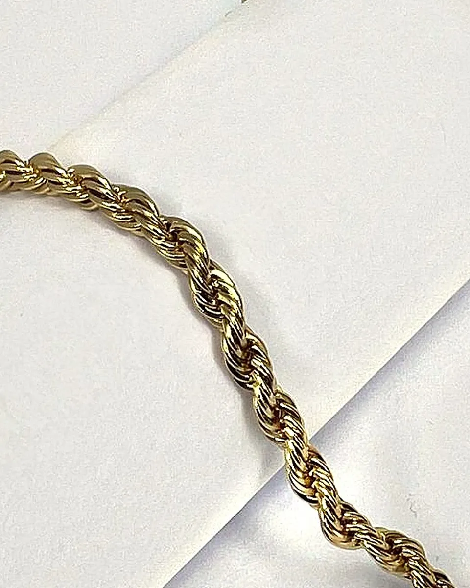 Sutli Bold Rope Chain, close-up detail