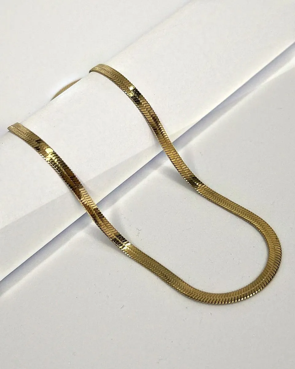 Brise Wide Herringbone, front view