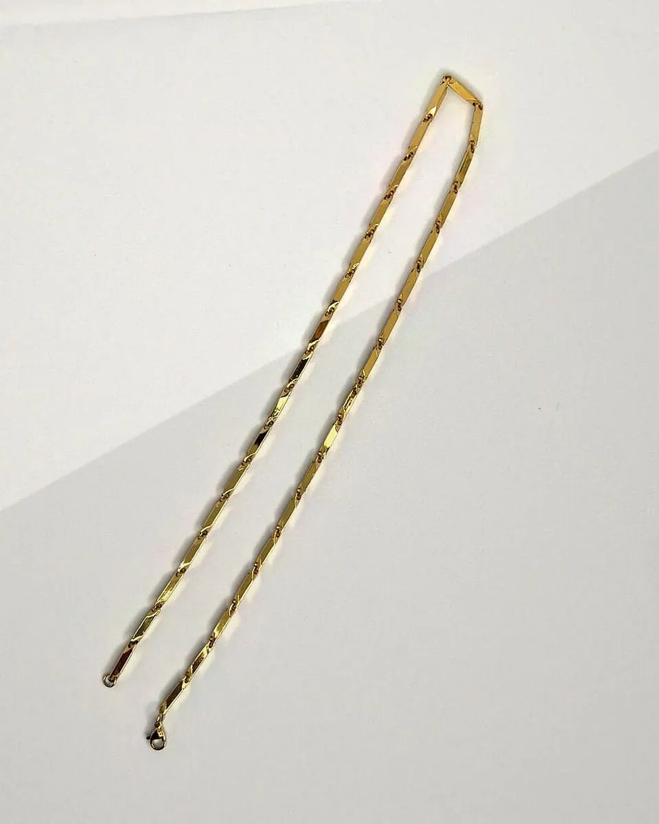 Baluster Twist Chain, gold-tone, polished, twisted bar links, view 2